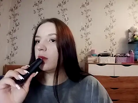 symmetryinvoid online show from April 15, 11:38 pm