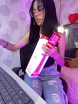 Sapphire pink online show from March 10, 7:51 pm