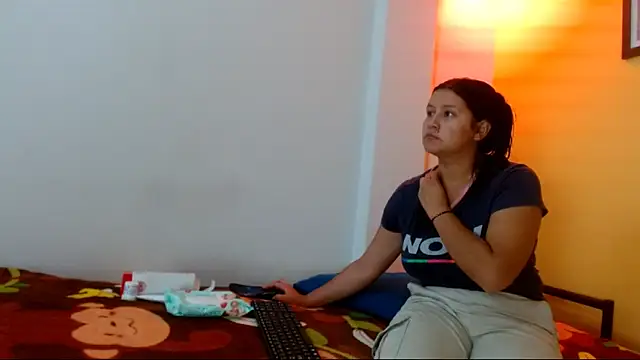 sashabigboobs69 online show from April 2, 1:25 am