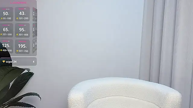 Xiaoyu-99 online show from April 16, 8:08 pm