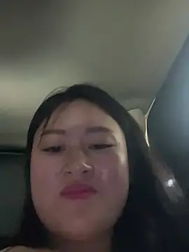 Yolanda9 online show from April 15, 9:43 am