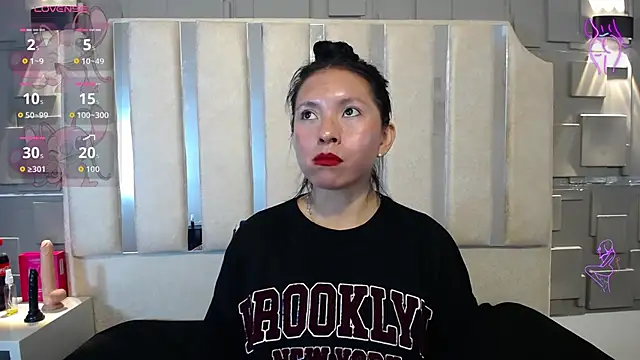 Chloe16  online show from April 9, 8:14 pm