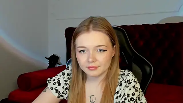 ElinaVale online show from May 4, 5:17 pm