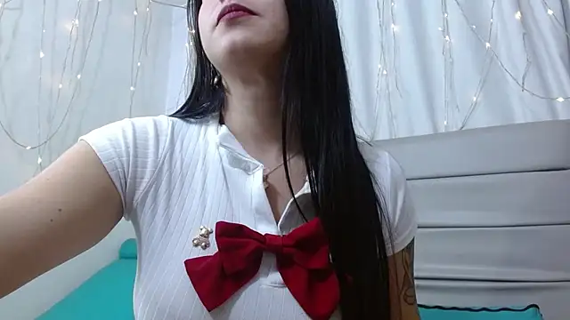 carolinabernalrs online show from April 2, 3:59 am