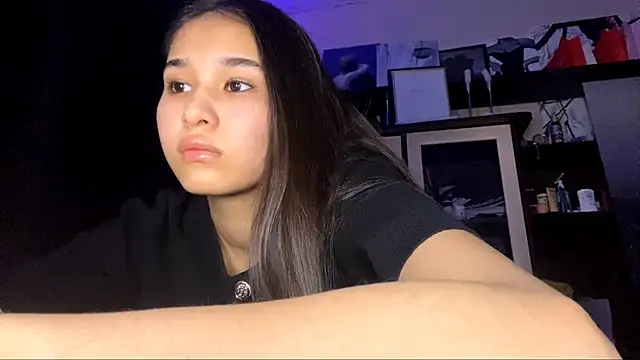 CatherineForbes online show from April 17, 4:20 pm