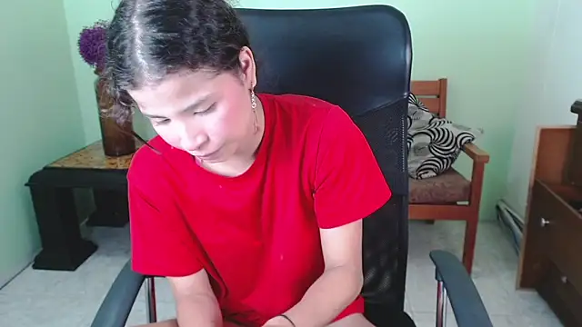 ChalonVera online show from April 8, 7:38 pm