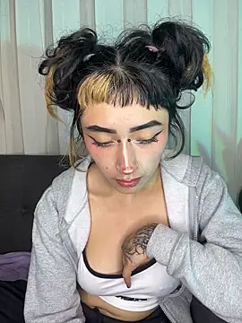 baby akuma online show from June 5, 6:52 am