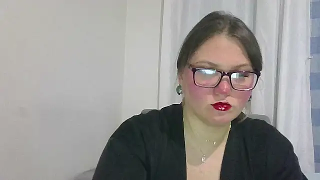 MuseChic Wild online show from April 14, 7:47 pm