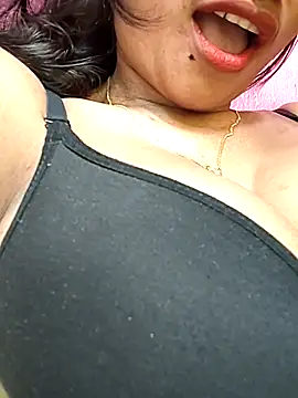 SizzlingHot online show from June 27, 3:29 pm