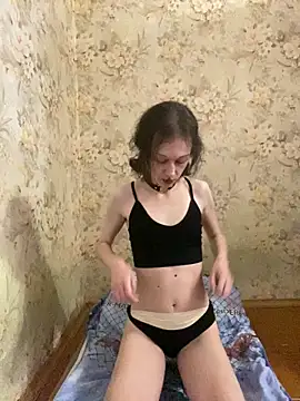 AmanitaXXX69 online show from March 26, 8:27 am