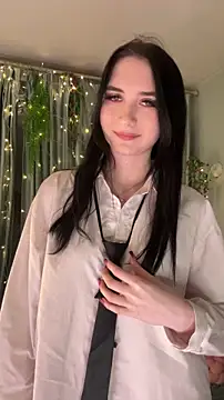 HolyRayLove online show from April 8, 7:05 pm