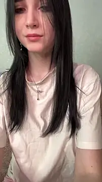 HolyRayLove online show from March 30, 6:40 pm