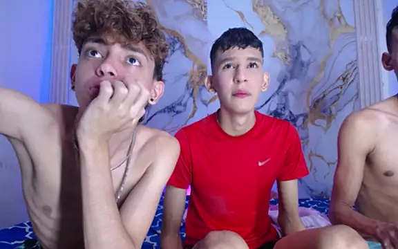 Desire Boys1 online show from March 15, 7:16 pm