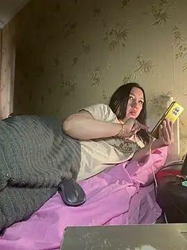 Besthot 2026 online show from April 9, 11:37 am