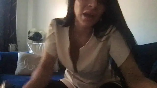 Miss juicy babes69 online show from March 27, 4:30 pm