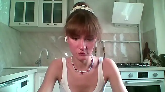 ElenoreHolguin online show from April 14, 9:20 am