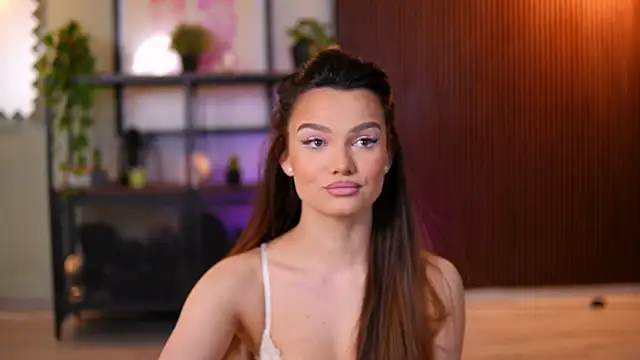 Lena Laurent online show from April 16, 9:42 am