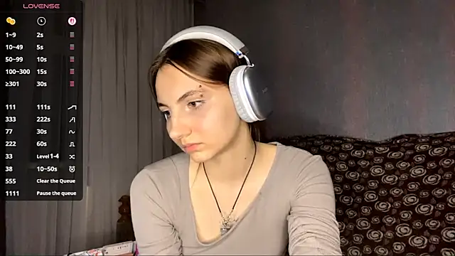 AlisaBloom online show from March 28, 4:28 pm