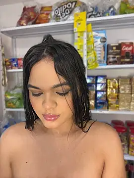 Bella-Ferrer online show from June 2, 7:04 pm