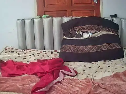 JoycyQueen online show from March 22, 9:37 am