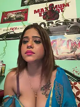srimoyee46 online show from June 25, 7:04 pm