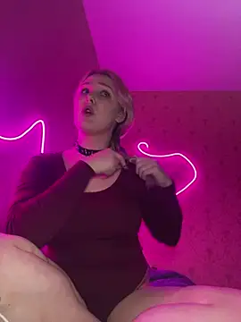 keeeessyyy online show from March 27, 2:40 pm