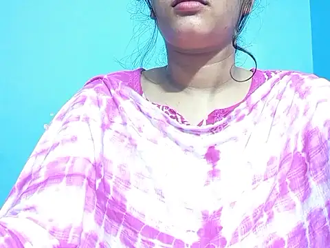 Emma 4433 online show from April 3, 5:55 pm