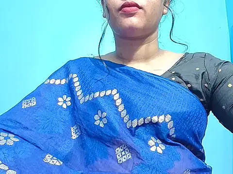 Emma 4433 online show from May 17, 5:45 pm