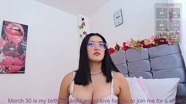 Isabella Roses  online show from March 23, 10:27 pm