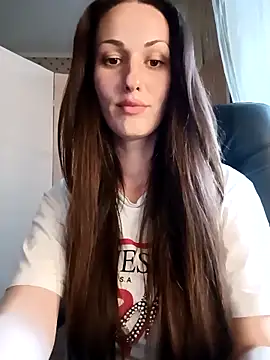 LunaCrystall online show from April 15, 4:29 pm