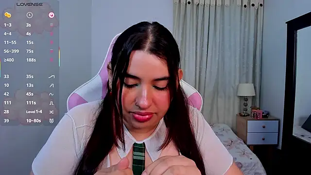 leidydrip  online show from April 20, 3:31 am