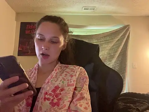 urfavgamergurl online show from July 21, 8:20 pm