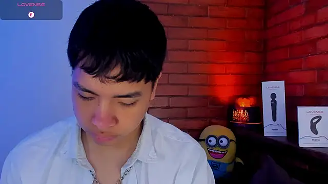 Lee Colee online show from April 16, 12:05 pm