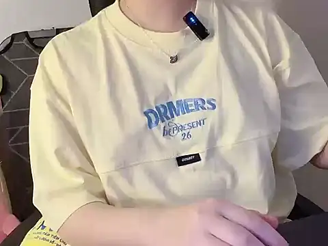 hunhun122 online show from April 10, 3:51 pm