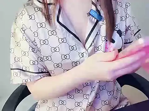 hunhun122 online show from March 24, 6:57 pm