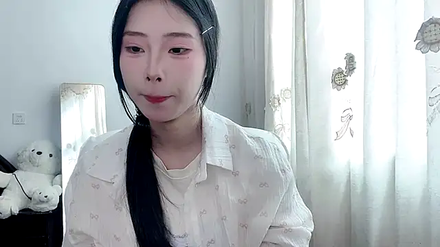 yiyibaby2026 online show from April 18, 4:26 am