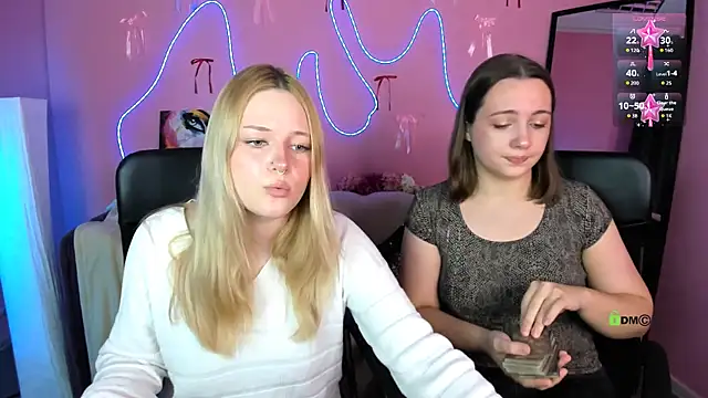 trixy melison online show from April 10, 1:39 pm