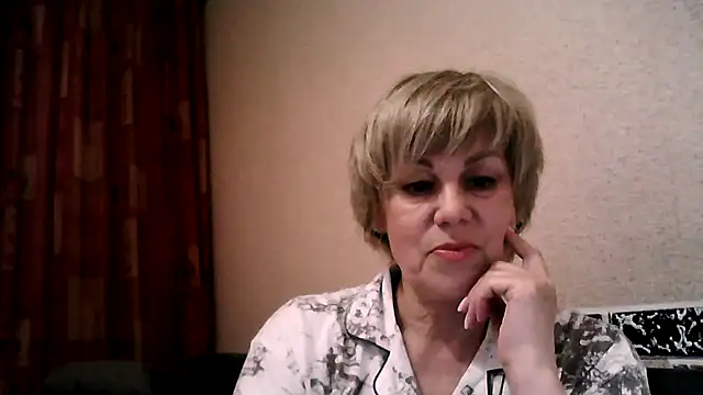 TatkaYang online show from April 18, 7:29 pm