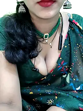 Hot lady234 online show from July 4, 5:42 pm
