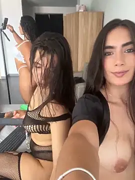 Evacrox online show from March 26, 7:48 pm