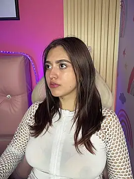 Dakota  LS online show from April 14, 1:22 pm