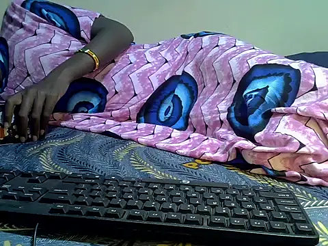 KendyQ  online show from April 22, 12:02 pm