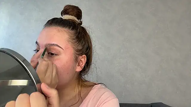 Ellaizatelly online show from May 3, 12:19 pm