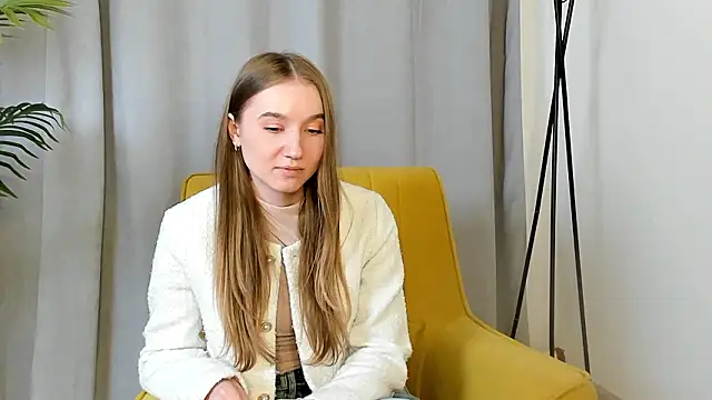 DonellaGrandel online show from March 13, 11:22 am