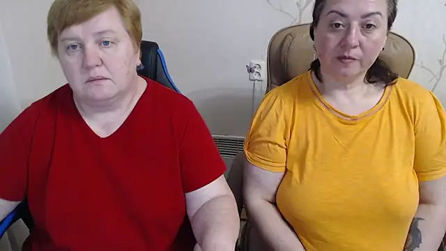 Lindy-Jeanie online show from April 4, 7:02 pm