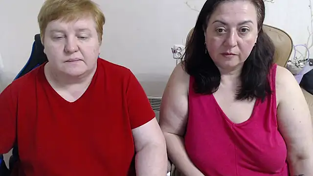Lindy-Jeanie online show from April 3, 6:06 pm