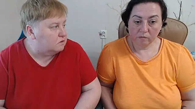 Lindy-Jeanie online show from June 14, 4:51 pm
