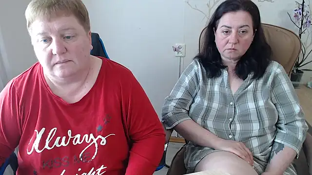 Lindy-Jeanie online show from April 18, 11:24 am