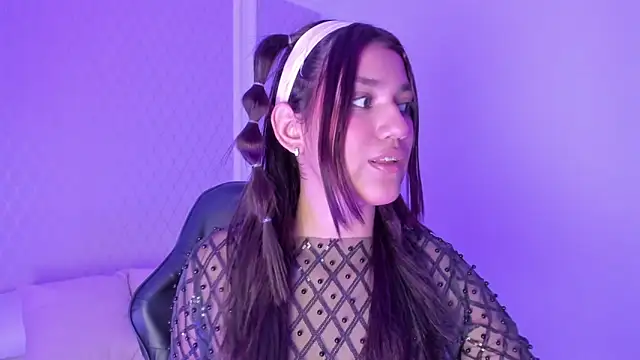 cristin collins online show from April 18, 10:53 pm