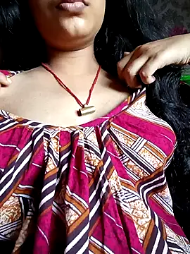 tina2005 online show from April 2, 5:27 am